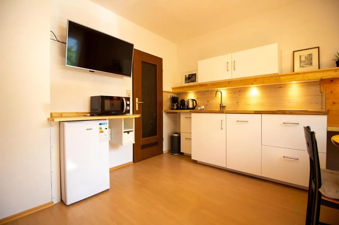 Haus Kinspergher Innsbruck 0*,  Austria